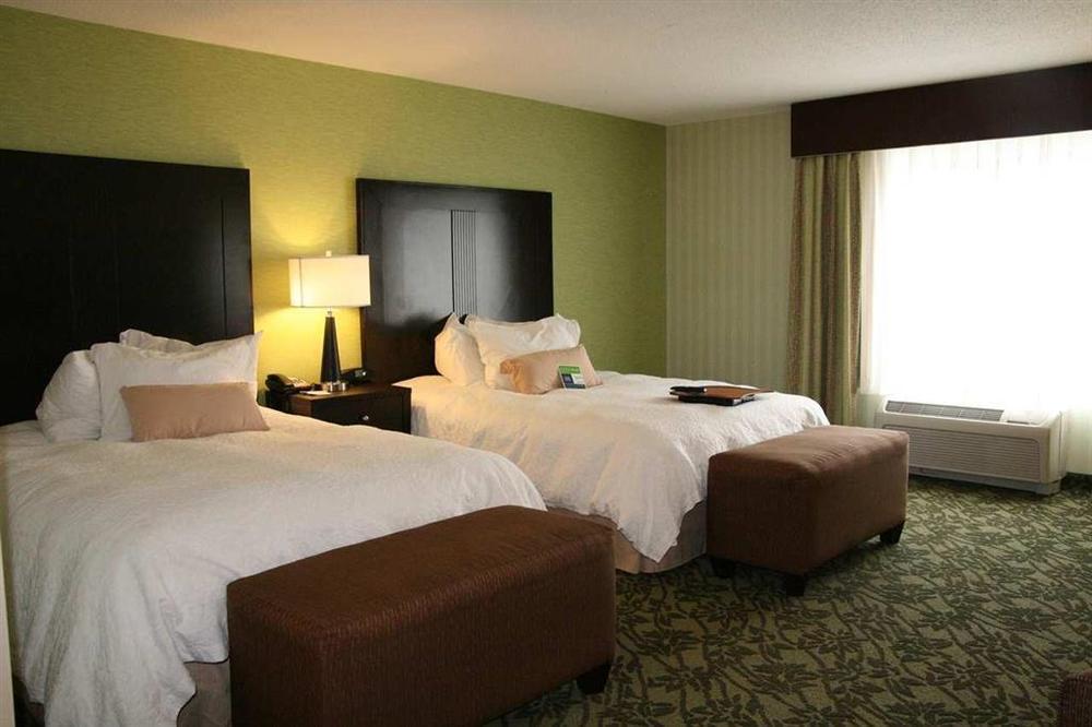 Hampton Inn Detroit Roseville Clinton Township Rum bild