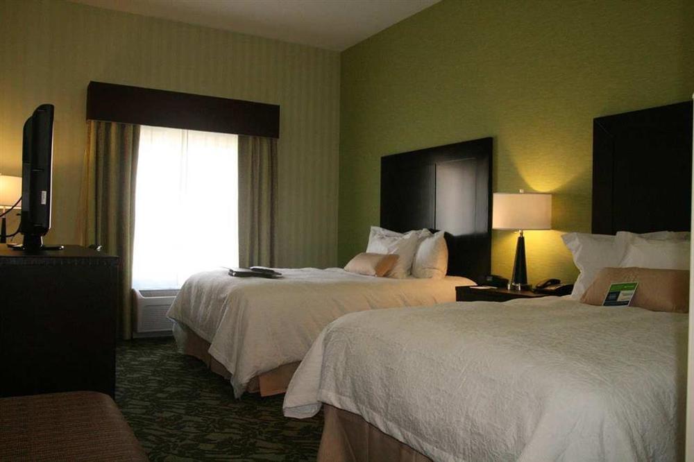 Hampton Inn Detroit Roseville Clinton Township Rum bild