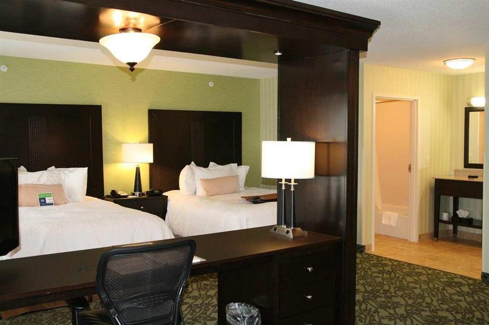 Hampton Inn Detroit Roseville Clinton Township Rum bild
