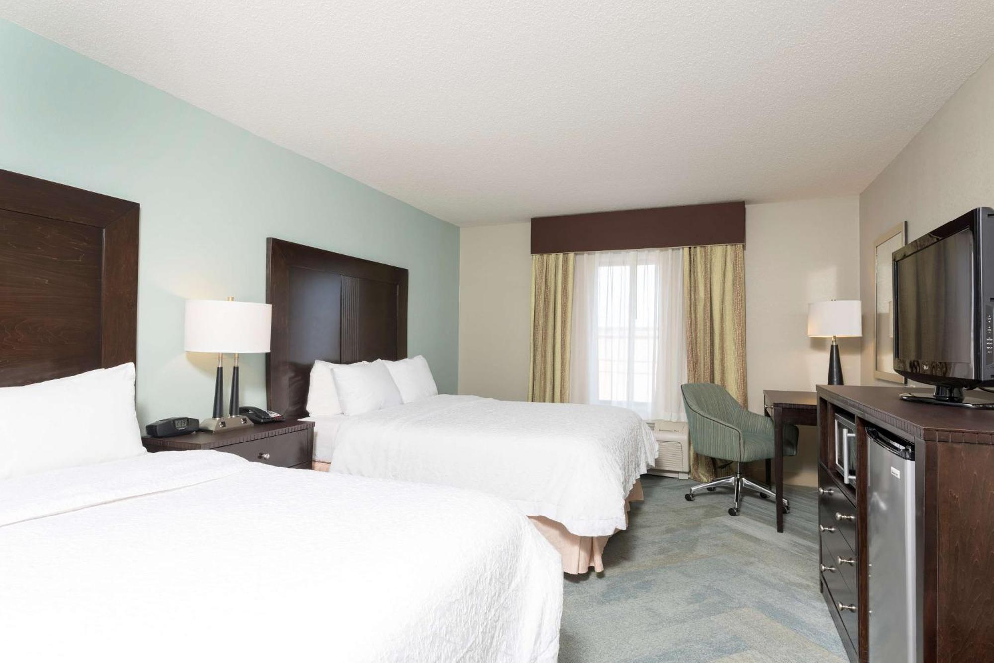 Hampton Inn Detroit Roseville Clinton Township Exteriör bild